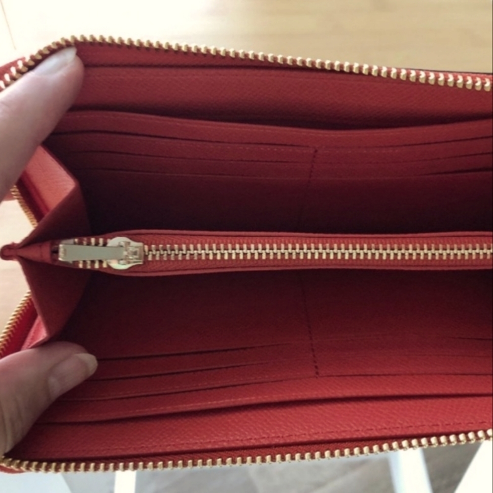 NWT Coach Leather Large Shoulder Bag and Matching Accordion Wallet Set - Picture 4 of 4